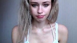 Blonde babe scarlet solo webcam