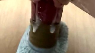 Mein Mann ist auf Arbeit und wir haben uns gegenseitig auf gegeilt, dann bekommt er so Videos von mir