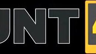 Slim Brunette Cutie Emma Evans Cucks Her BF, Pleasing a Generous Stranger With BJ & Sex On X-mas Eve