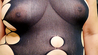SEXY 46-YEAR-OLD HOUSEWIFE WITH NICE TITS AND HAIRY PUSSY SHOWING OFF