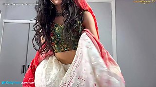 Aaliyah Yasin Pakistani Bride gives a Footjob - Amateur Sex