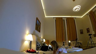 Behind the scenes of an amateur porn producer and a fashion designer big tits hottie for a handjob scene