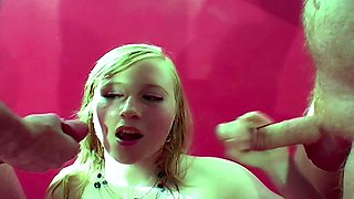 Fatty girl who loves big cocks warms up for a hardcore sex