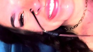 Pulled amateurs close up car sex