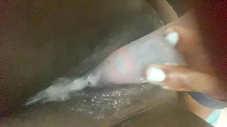 Watching makeing it cum milk more creamy milk more!!