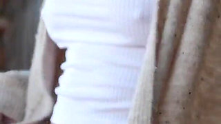 Gorgeous Babe Ellie Eilish Loves Romantic and Hardcore Lovemaking with Her Guy!