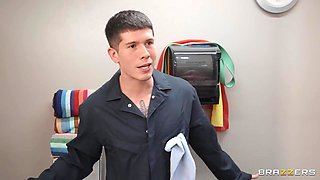 In A Glaze Of Glory With Jimmy Michaels, Armani Black, Summer Col - Brazzers