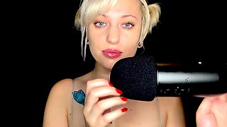 Blonde tight pussy babe solo toy fun in glamour masturbation