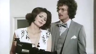 Veronica Hart, Lisa De Leeuw, John Alderman in classic porn clip