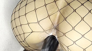 stepdaughter sneaking fuck machine to cream