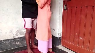 Hot 18 Year Old Indian School Girl Viral Sex Video - Deshi Women & Deshinix in Hardcore Action