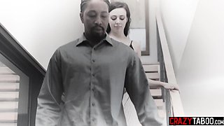Sex addicted babes fucks lucky therapist