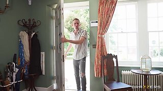 Fucks Auroral Del Ray With Huge White Cock - Danny D