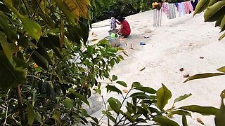 Permi Pooja Outdoor Devar Bhabhi XXX Hindi Movie - Desi Aunty Jungle Romance