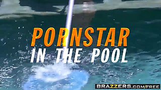 Brazzers - sex industry stars like it giant - pornstar in the pool sequence starring Monique Alexander and Danny D