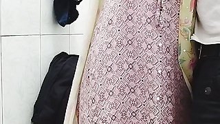 Toilet sex video with girlfriend
