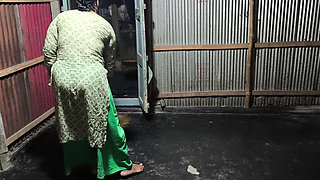 I Hugged My Aunty and Started Fucking Her in the Ass