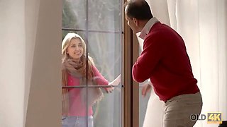 Old4k. older grandpa likes unexpected tryst with beautiful stranger