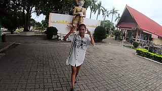 Thai girlfriend day out and sex at home