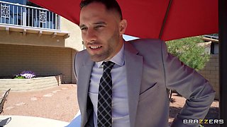 Brazzers+ Queen With Phoenix Marie, Damon Dice - Brazzers