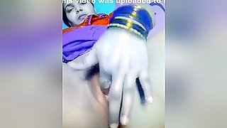 Indian married women pussy show