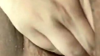 WildEnglishBBW how many fingers can I fit in my fat hairy pussy