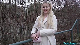 Californian Blonde Cock Sucker POV video