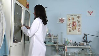 Mature Femdom Passion with Joyce Angel's Bold Power