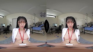 Hinako Mori - Female Doctor With No Sexual Experience Reports On The Penis