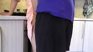 Why Should I Cook for My Stepbrother When I Can Suck His Dick?