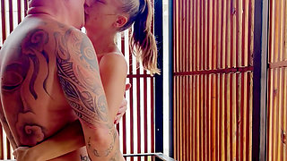 My Tinder date got paid by busting my ass.