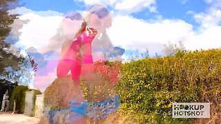 Skinny Fuck Toy Cecelia Taylor Meets Up For Extreme Sex!