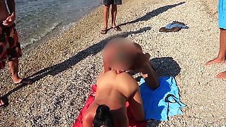AlexandraWett takes it up the ass during public beach fuck