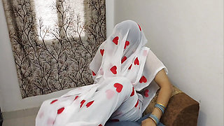 Director left Bhabi who came for shooting
