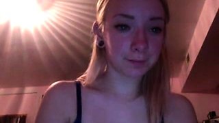 Emo Teen Becka Solo Webcam Masturbation Porn