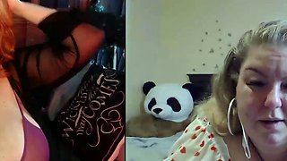 Big boob brunette masturbates on webcam