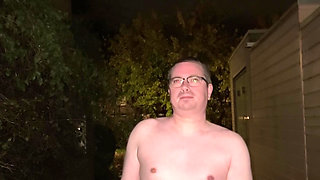 Cumming in the rain outside