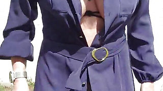 Milf Julie risky outdoor orgasm