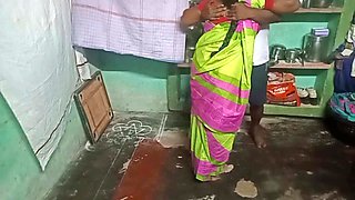 Desi Aunty Home Cleaning Sex with His House Owner