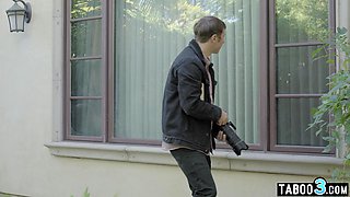PI gathers evidence in a housewifes pussy
