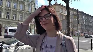 College Teen Sara Talk to Deep Anal Casting