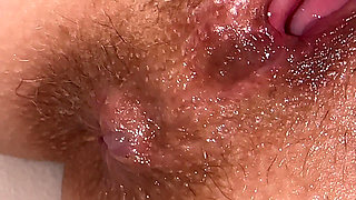 This 18 Years Old Girl Pussy Is Extra Tight! What You Think, Will It Be Stratched?