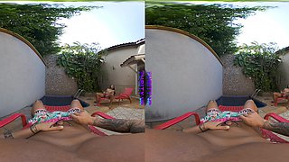 Sex in public pool with Lilian