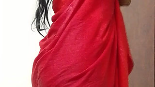 Tight pussy bath and masturbation