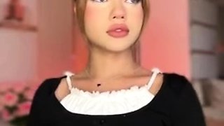 Amateur Webcam Teen Masturbates And Teases