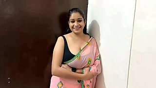 Hot Village Stepmom Showing Big Ass, Boobs Fuck by Stepson in Saree