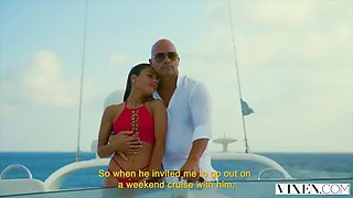 YOUNG SLUT Latina Sugar Baby Satisfies Her Daddy On Vacation