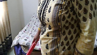 MILF Beautiful Stepmom Fucked by Stepson