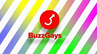 Guy pushing anal balls out of his ass - huge gape
