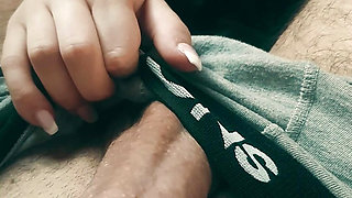 Handjob from cute babe. Makes me cum.